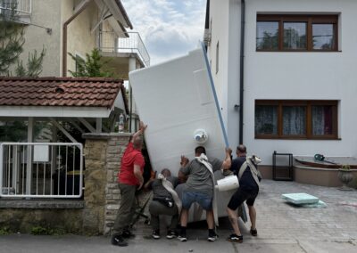 Budapesten a medence emelése