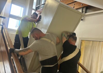 Páncélok mozgatása pakson.