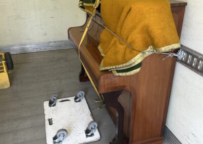 200 kg pianínó szállítása Budapesten.